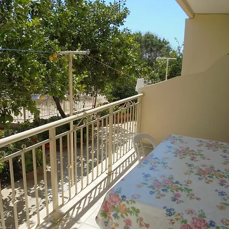 Apartment Niki Court