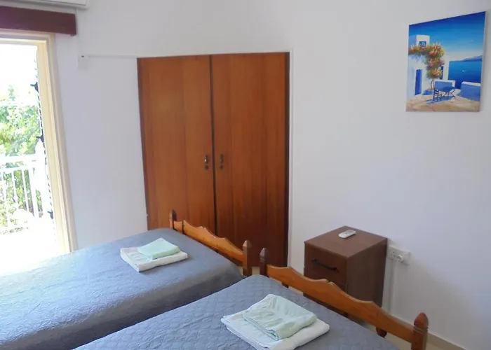 Niki Court * パ フォス