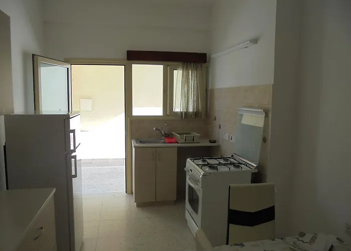 Niki Court パ フォス