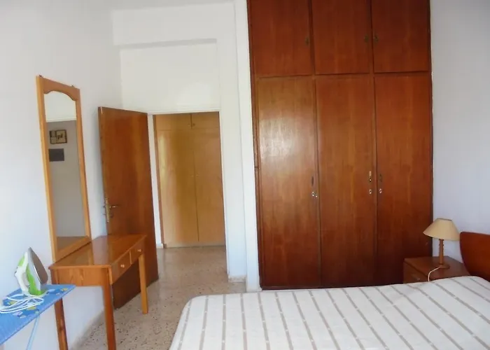 アパート Niki Court パ フォス