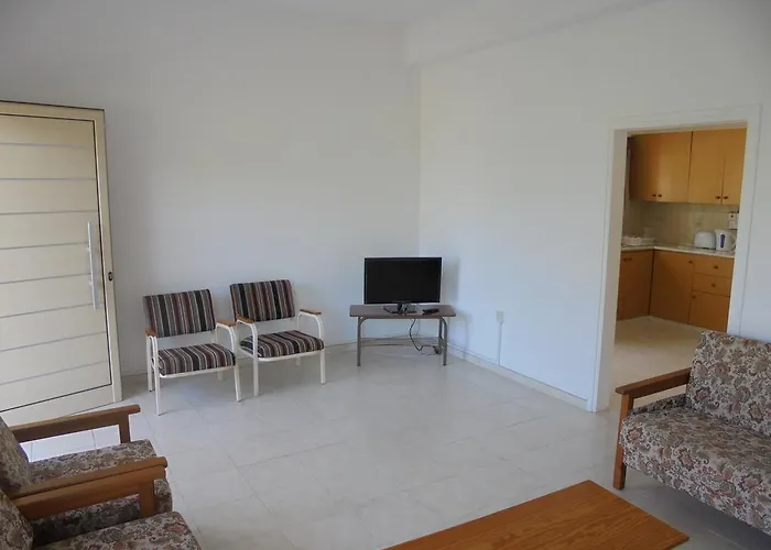 アパート Niki Court