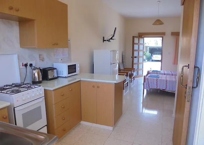 Niki Court アパート